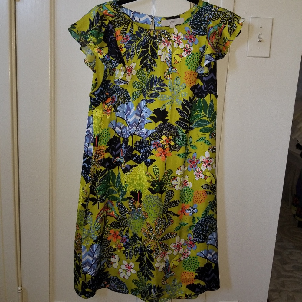 Adorable green floral dress